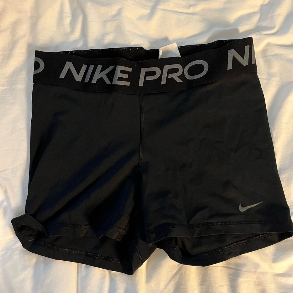 black nike pros